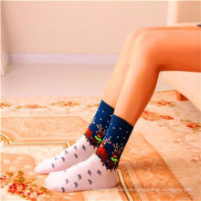 Verdickte Isolierung Großhandel Custom Christmas Red Home Koralle Fleece Socken Damen Baumwollbodensocken